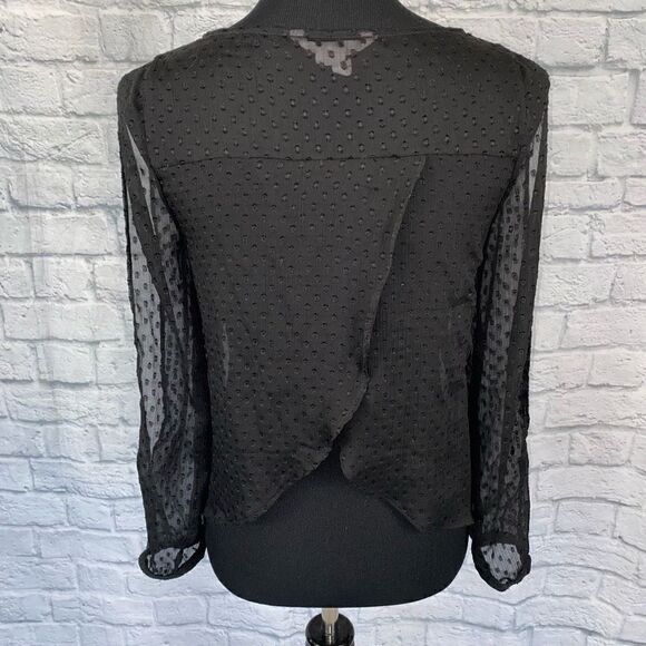 BCBGENERATION women XS sheer black Longsleeve top w/scallop cross back - Picture 8 of 10
